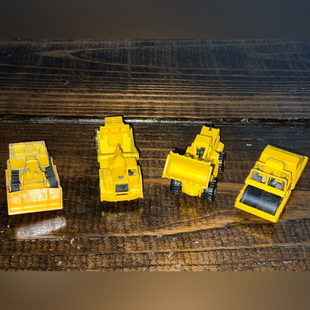 Vintage Lot of 4 Yellow Construction Toys Mattel Hot Wheels 1979 1986